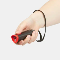 Lampe Torche à Piles - 100 Lumens - TL100 -Quechua Camp Promos Magasin lampe torche a piles 100 lumens tl100 6