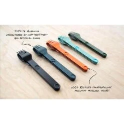 SET COMPLET DE 5 JEUX DE 3 COUVERTS MAGNÉTIQUES CAMPING EN ALUMINUM DUR - ÉTUI -Quechua Camp Promos Magasin set complet de 5 jeux de 3 couverts magnetiques camping en aluminum dur etui 6