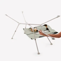 Quechua TABLE DE CAMPING COMPACTE 4/6 PERSONNES - PLATEAU BOIS - POCHE DE RANGEMENT -Quechua Camp Promos Magasin table de camping compacte 46 personnes plateau bois poche de rangement 5